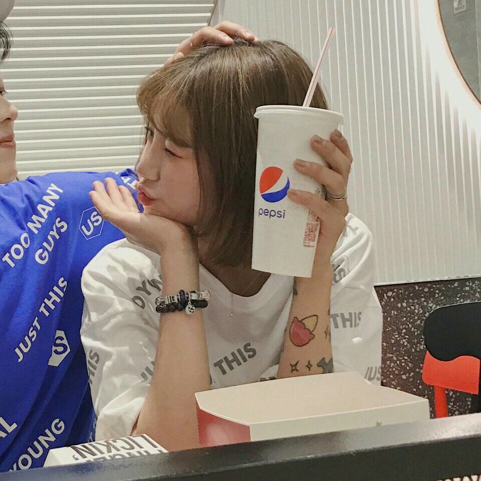 游戏果-咖啡小哥