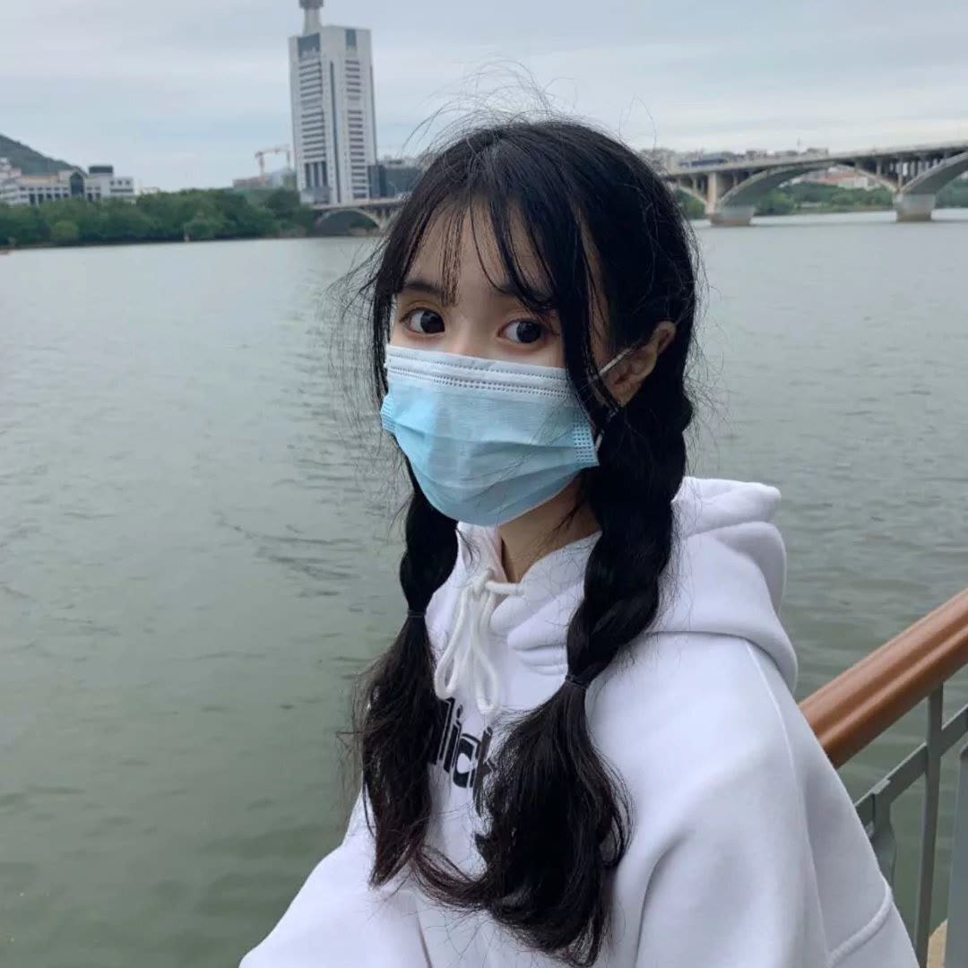 游戏果-等快递的JI